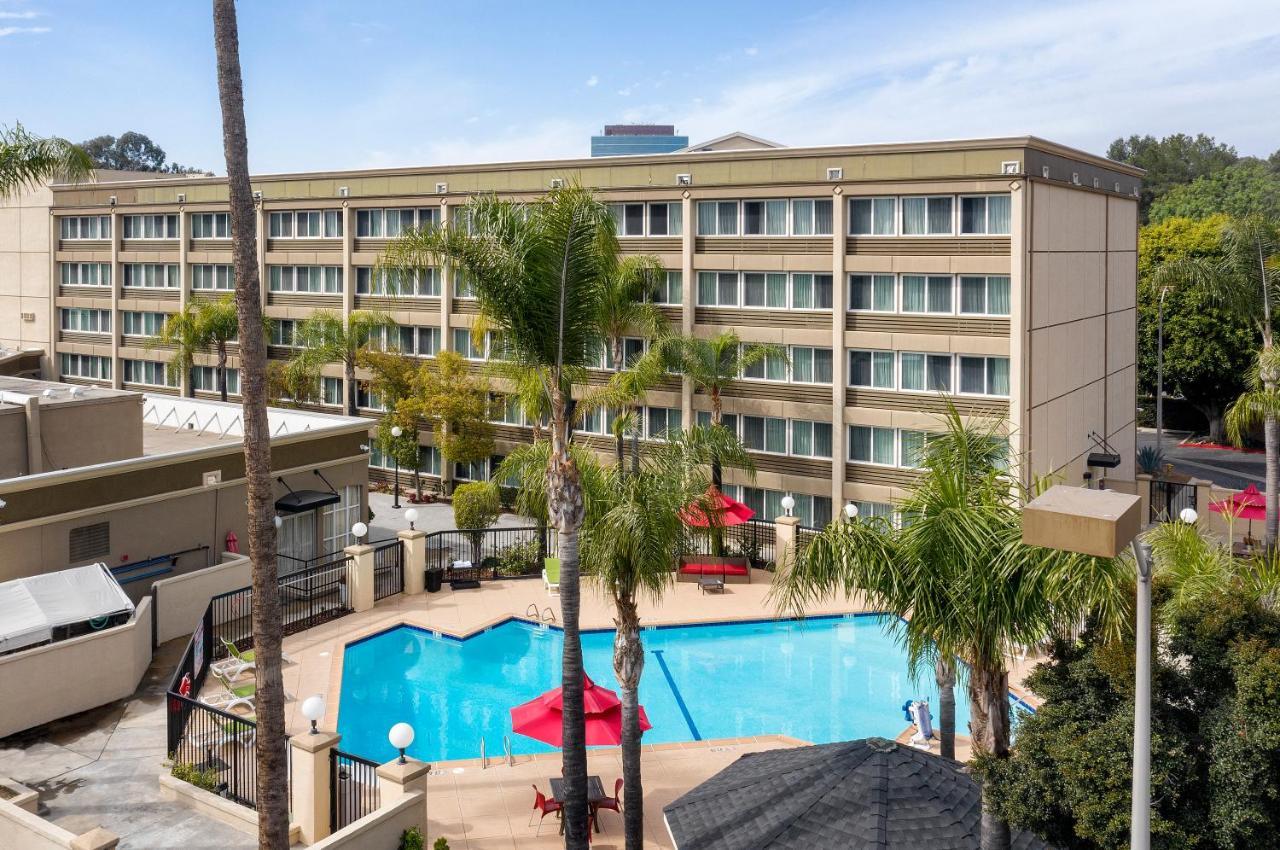 West Covina, An Ihg 3*