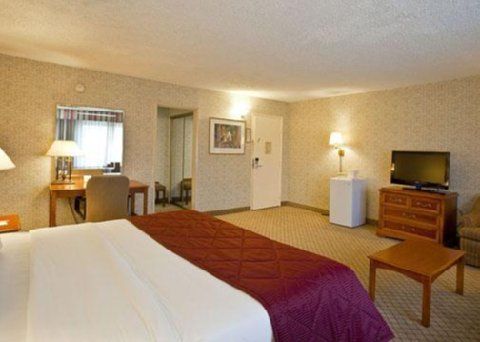 West Covina, An Ihg 3*