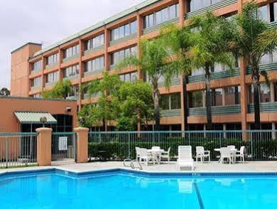 West Covina, An Ihg West Covina