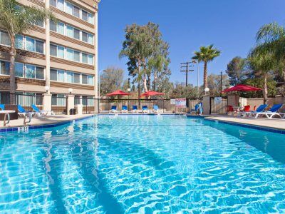 West Covina, An Ihg